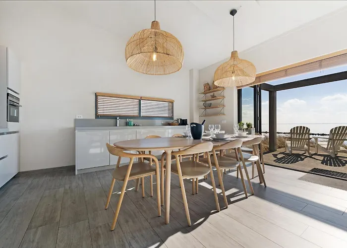 Villa Luxury Waterfront Retreat 4p - Comfort & Panoramisch Uitzicht - 13