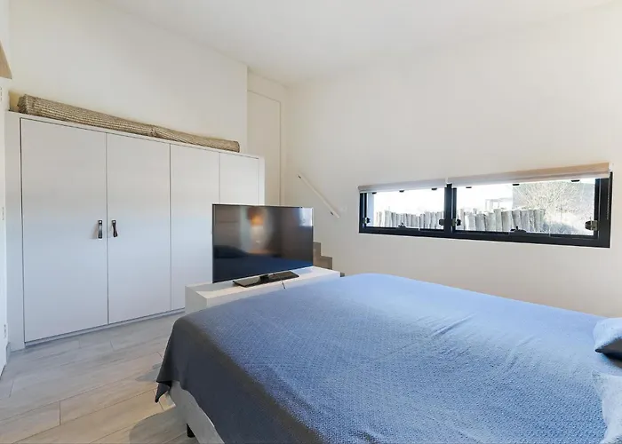 Villa Luxury Waterfront Retreat 4p - Comfort & Panoramisch Uitzicht - 13