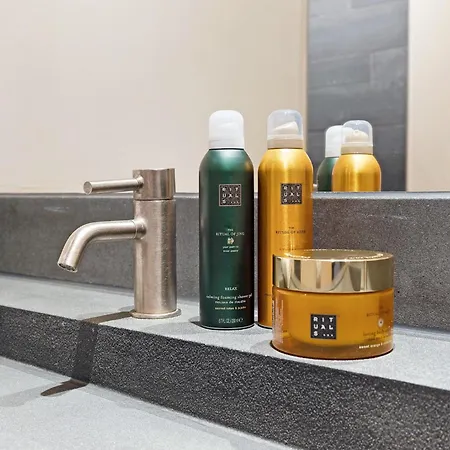 Luxury Waterfront Retreat 4p - Comfort & Panoramisch Uitzicht - 13 アウドルプ